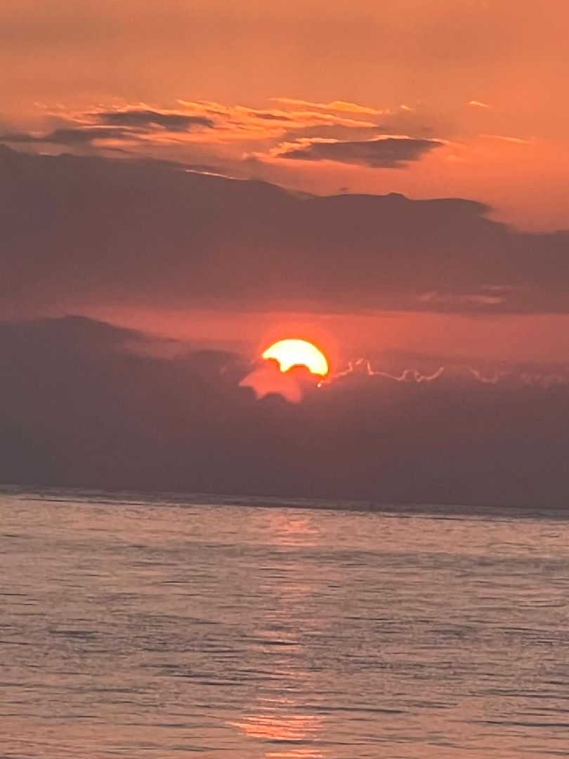 Vista exterior de Àtic en venda en Roquetas de Mar amb Aire condicionat, Calefacció i Jardí privat