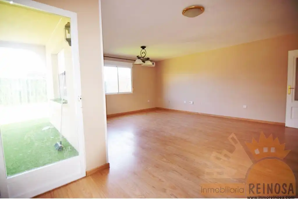 Ground floor with lift for sale in Avenida del Golf, imagen 8