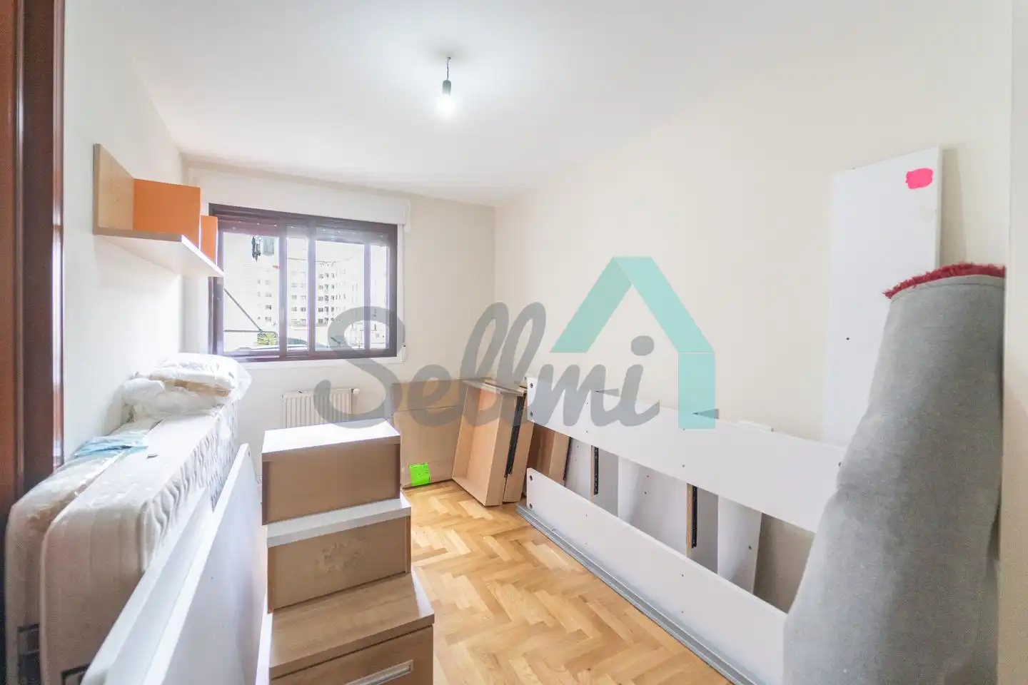 Bedroom of Flat for sale in Oviedo   with Heating, Parquet flooring and Terrace