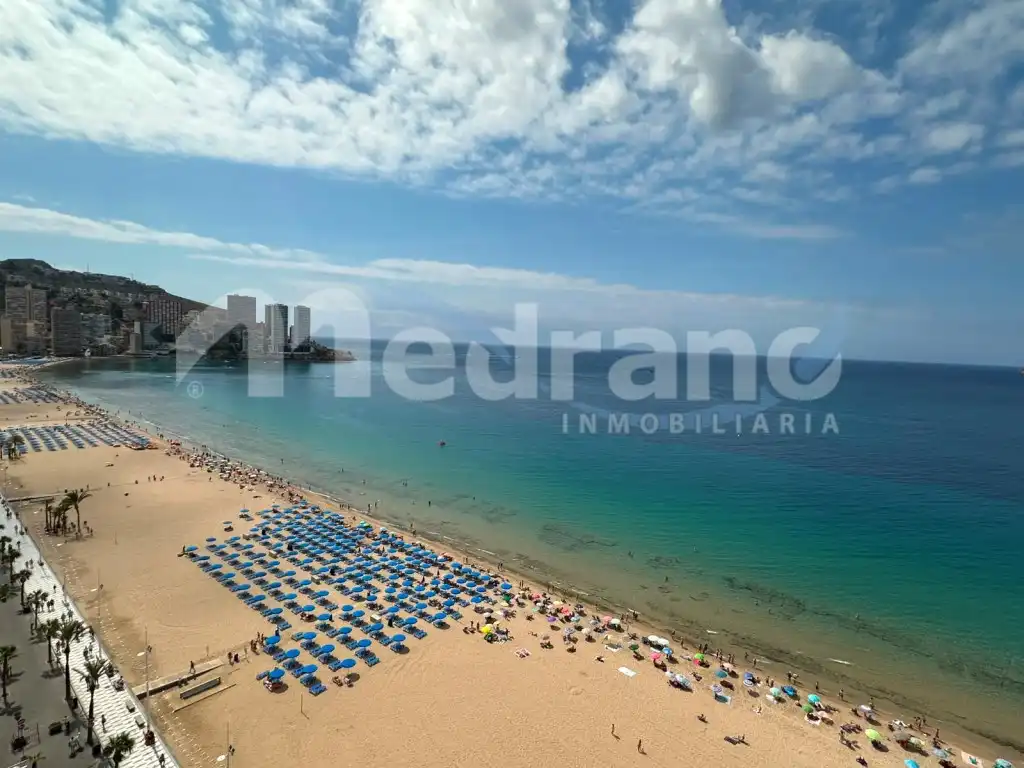 Exterior view of Flat for sale in Benidorm  with Air Conditioner, Private garden and Swimming Pool