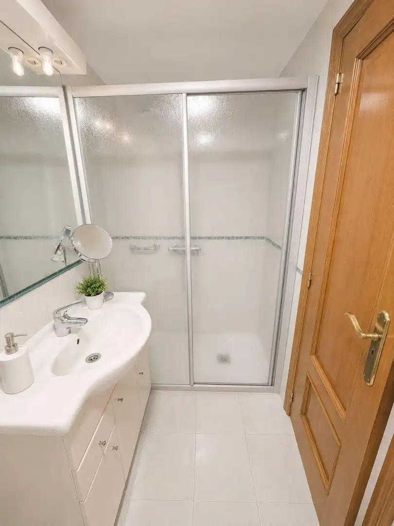 Bathroom of Apartments for sale in Gandia  with Air Conditioner, Heating and Terrace