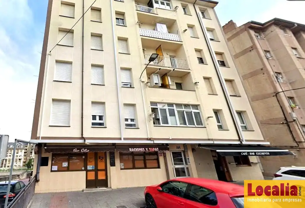 Local comercial en venta en De La Madre Soledad 28, imagen 2