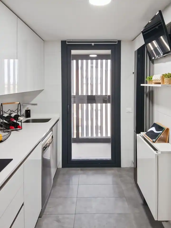 Wohnung zum Verkauf in Madrid mit Klimaanlage, Heizung und Terrasse