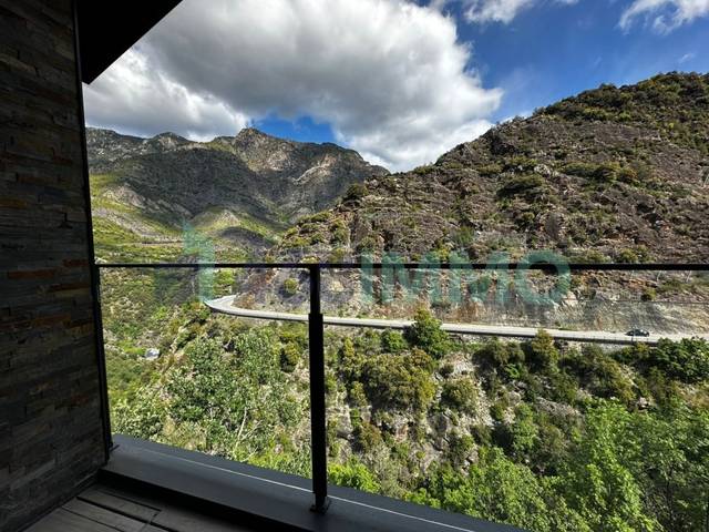 Casa-chalet en Venta en N/A en Aixirivall