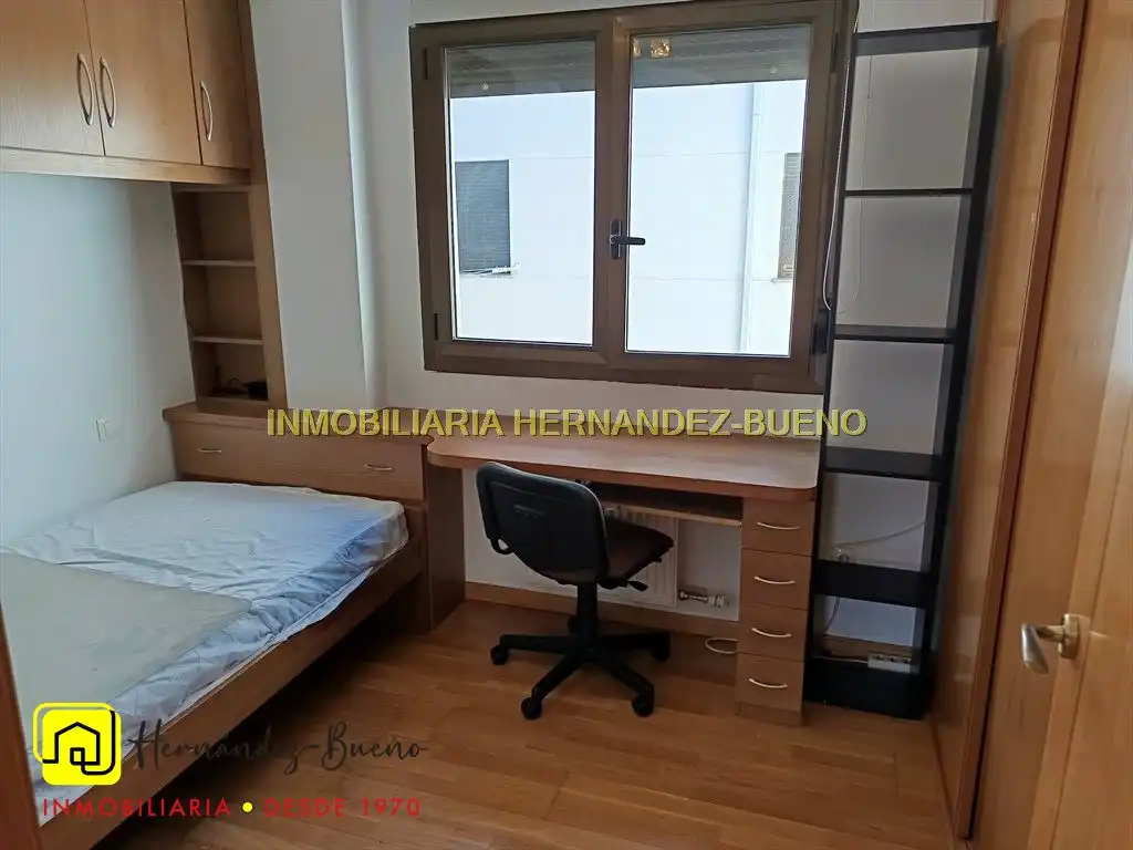 Habitación de Piso de alquiler en Salamanca con Calefacción y Amueblado