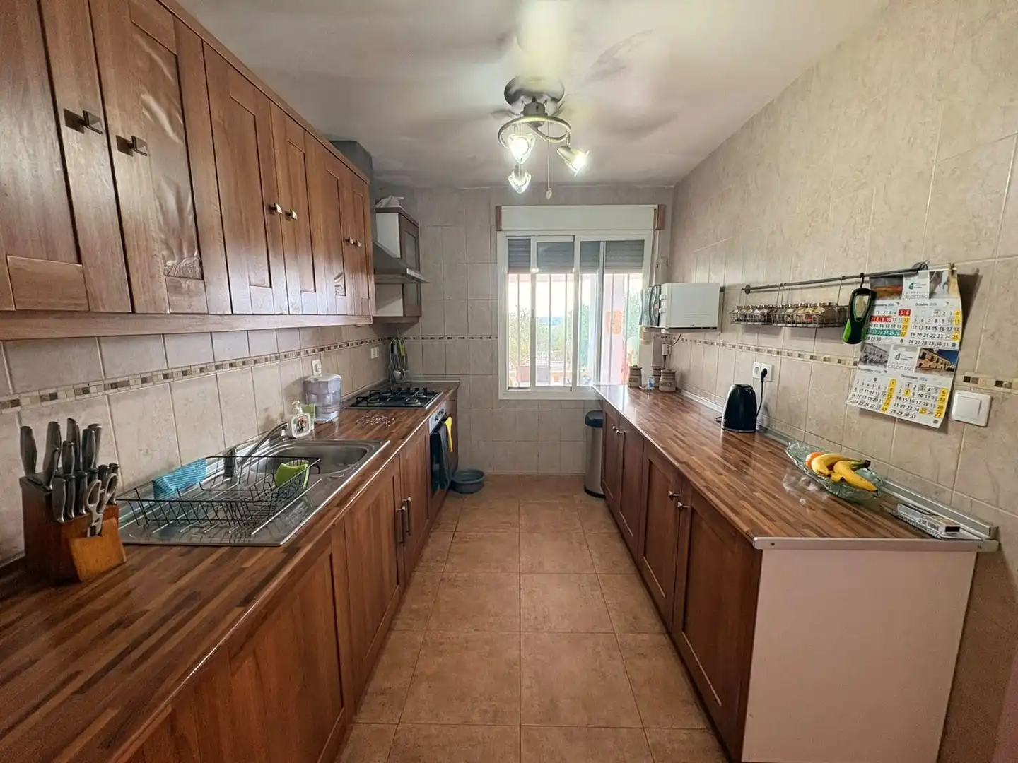 Kitchen of Houses for sale in Caudete, Albacete