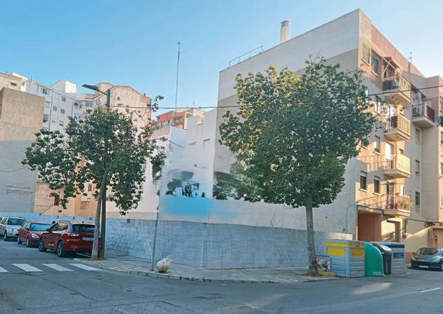 Terreno residencial en Venta en Carrer Vall d'Alba en Ciutat del Transport - La Salera