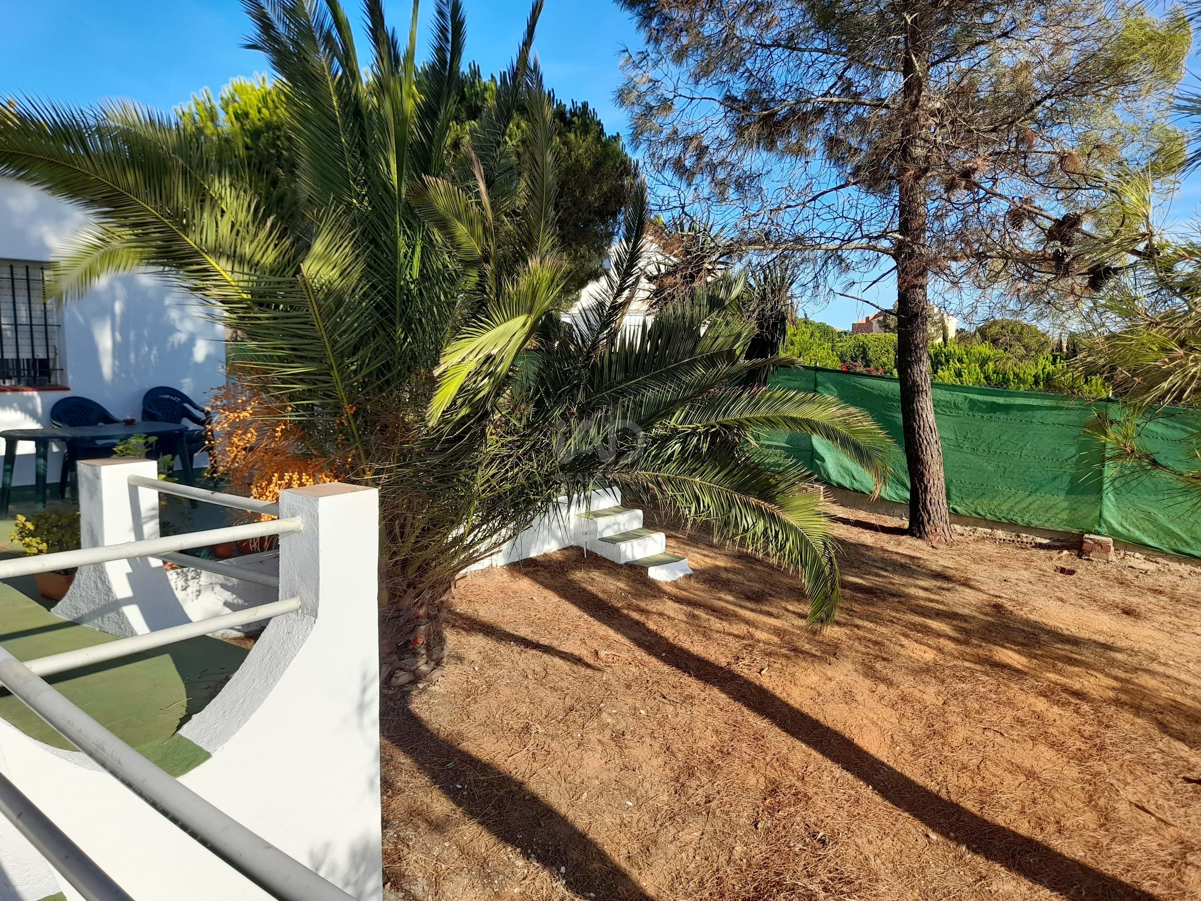 Jardí de Casa o xalet en venda en Lepe amb Calefacció