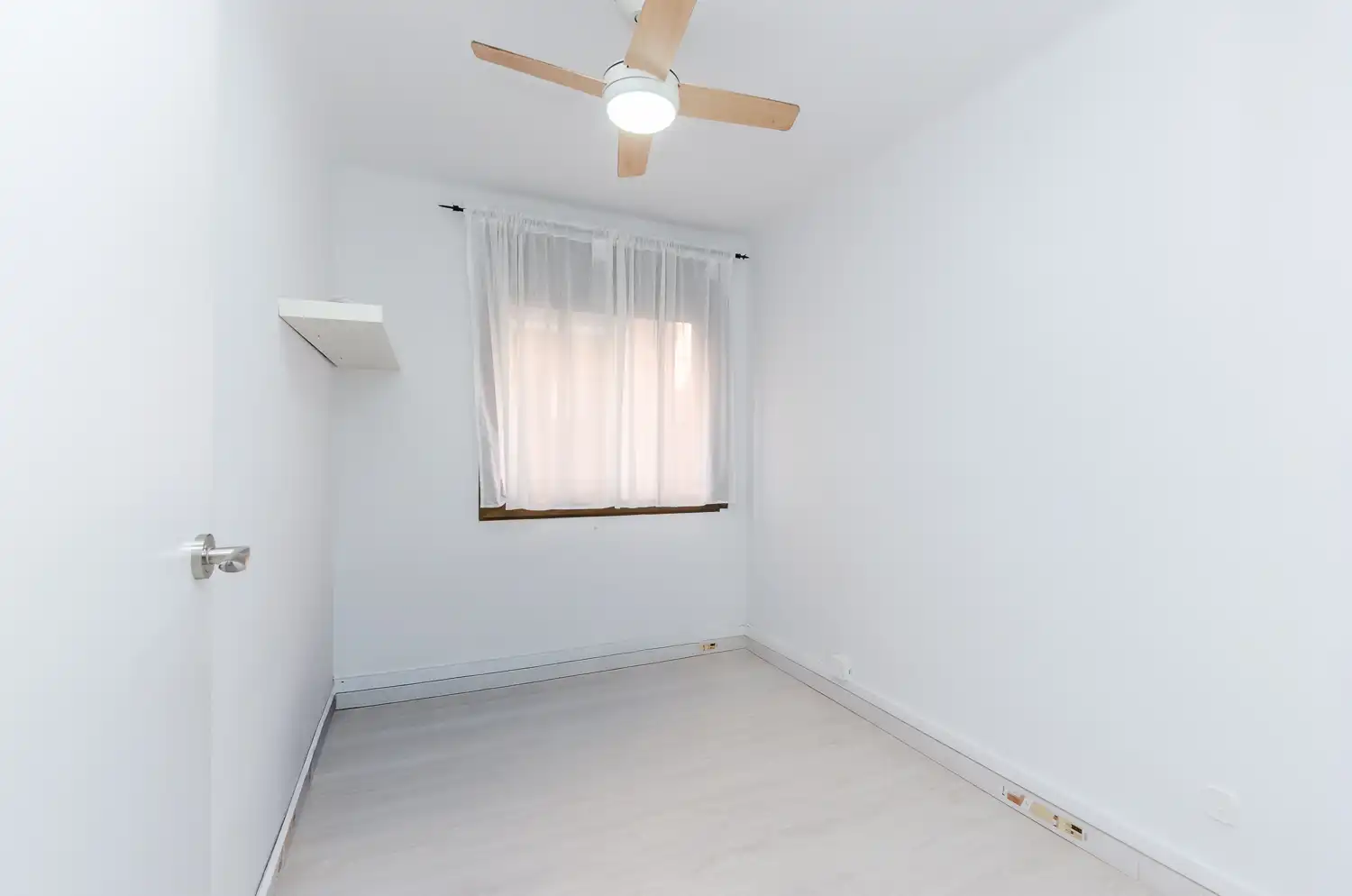 Habitación de Piso en venta en Barcelona con Aire acondicionado, Calefacción y Parquet