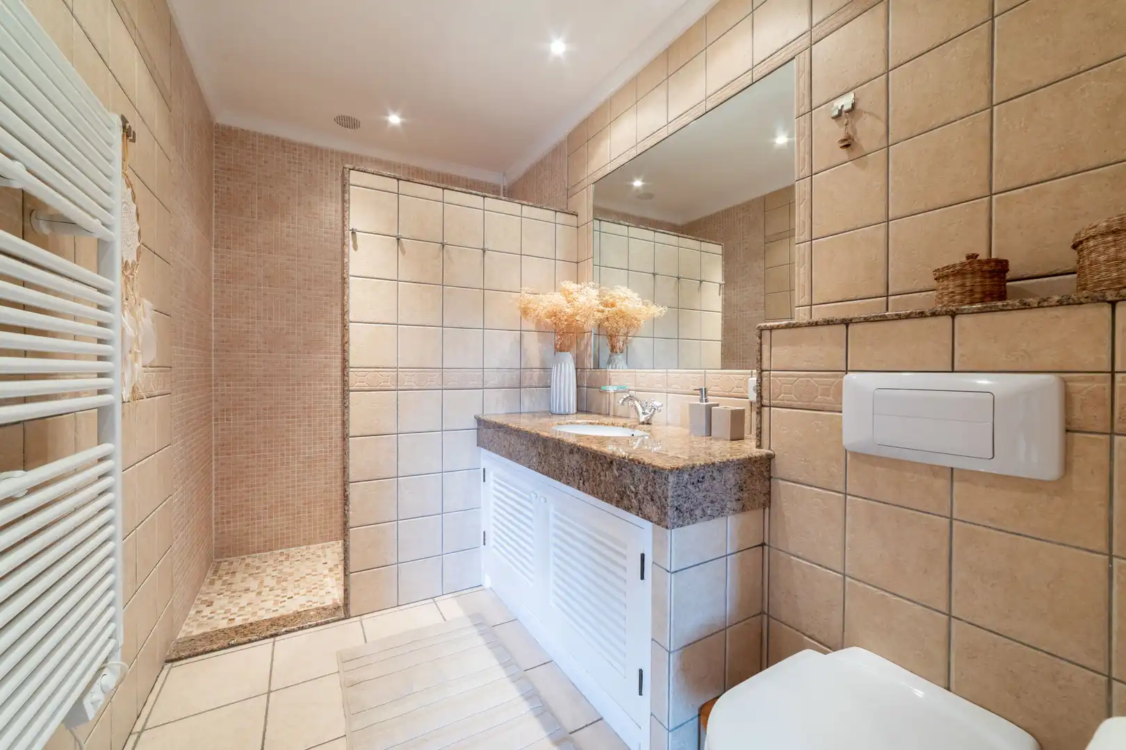 Baño de Casa o chalet de alquiler en Calvià con Aire acondicionado, Jardín privado y Terraza