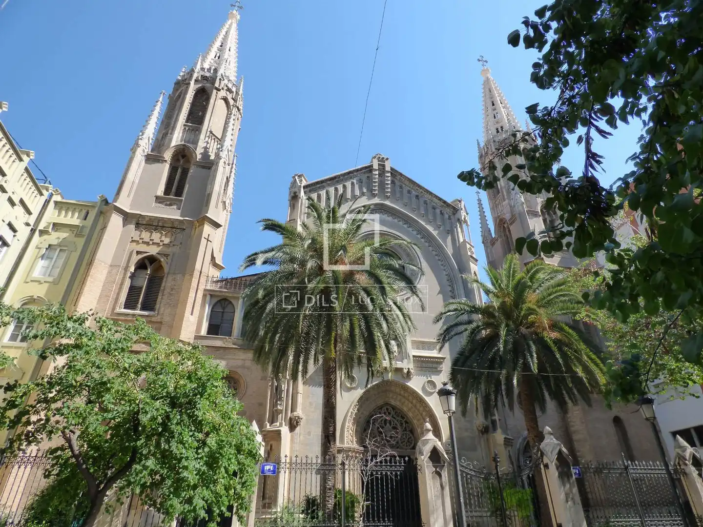 Exterior view of Flat for sale in L'Eixample
