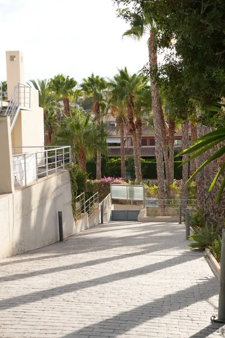 Vista exterior de Casa o chalet de alquiler en El Campello con Aire acondicionado, Calefacción y Terraza