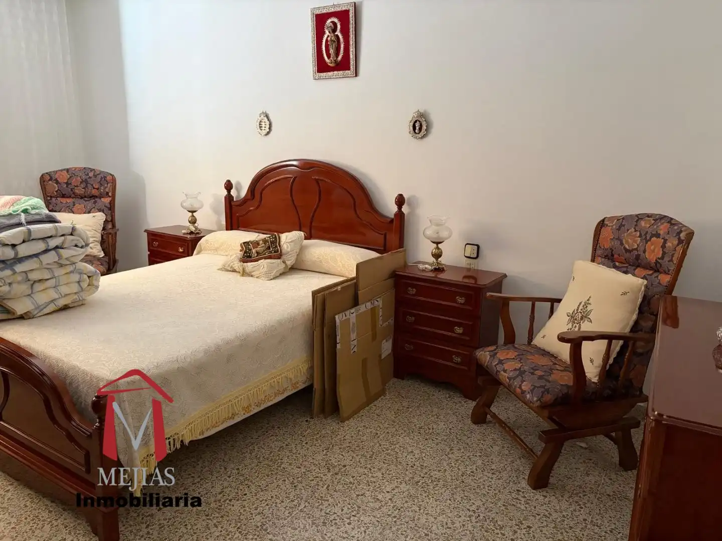 Habitación de Piso en venta en Antequera con Amueblado y Balcón