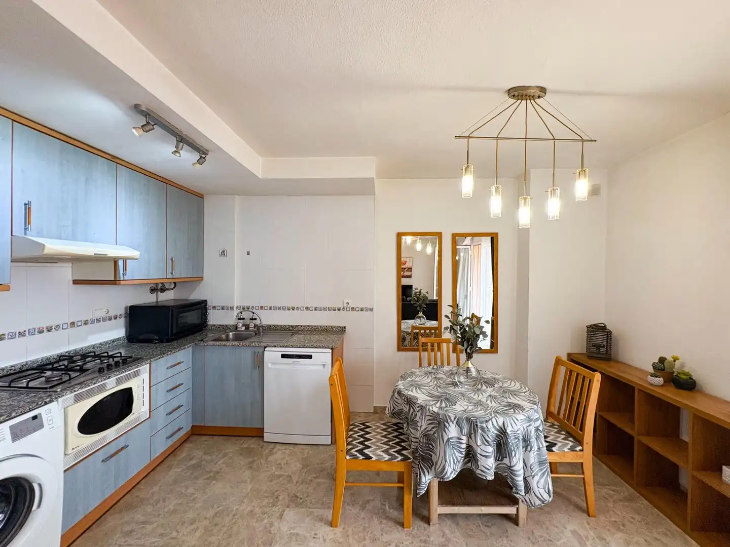 Casa a schiera con terrazza in vendita a Calle AIGUALERA DE L', imagen 4