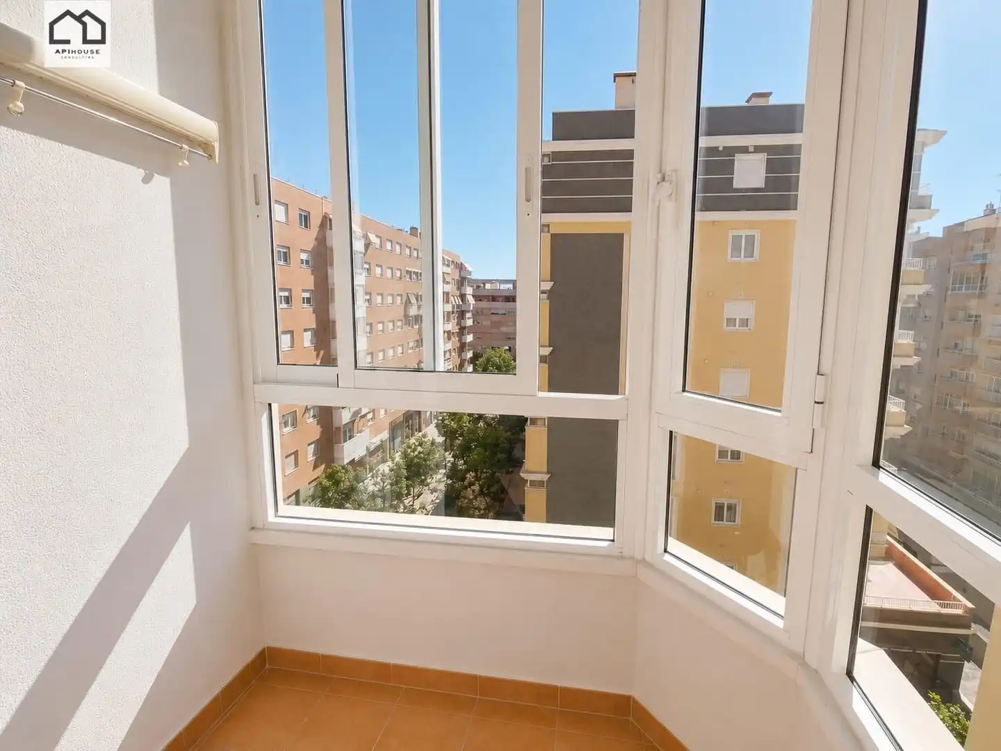 Habitación de Piso en venta en Elche / Elx con Aire acondicionado y Terraza