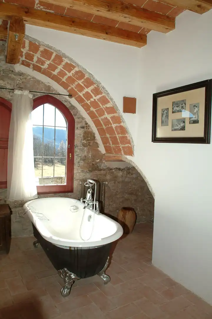 Baño de Finca rústica en venta en Camprodon con Calefacción, Jardín privado y Terraza
