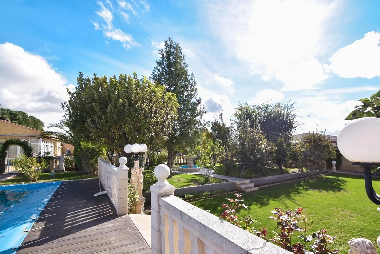 Garden of Houses for sale in Illescas  with Air Conditioner, Private garden and Parquet flooring