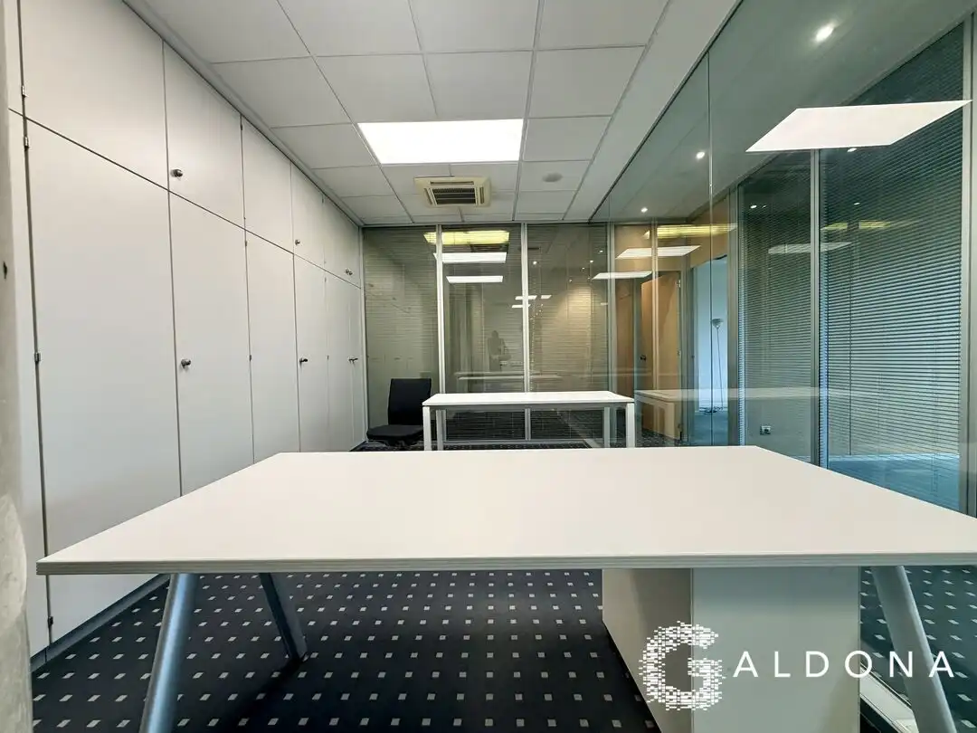 Oficina de alquiler en Donostia - San Sebastián  con Aire acondicionado y Calefacción