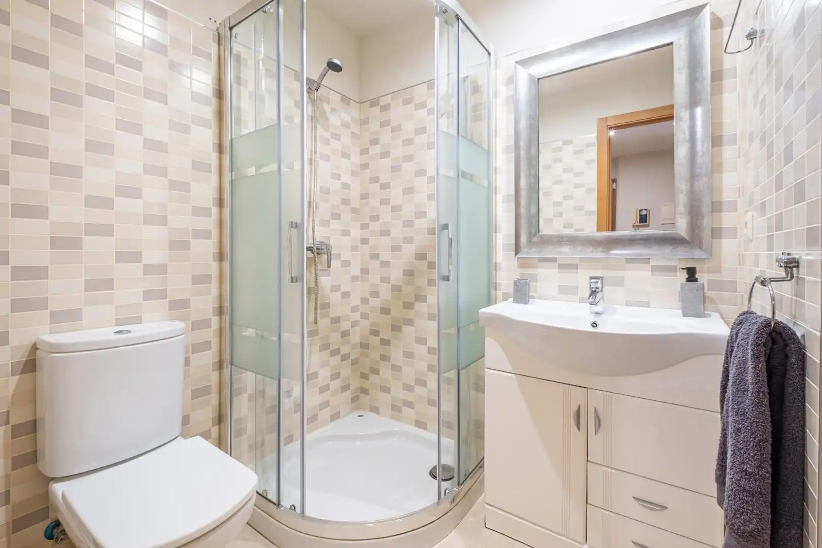 Apartment with pool for sale in Montañar - El Arenal, imagen 12