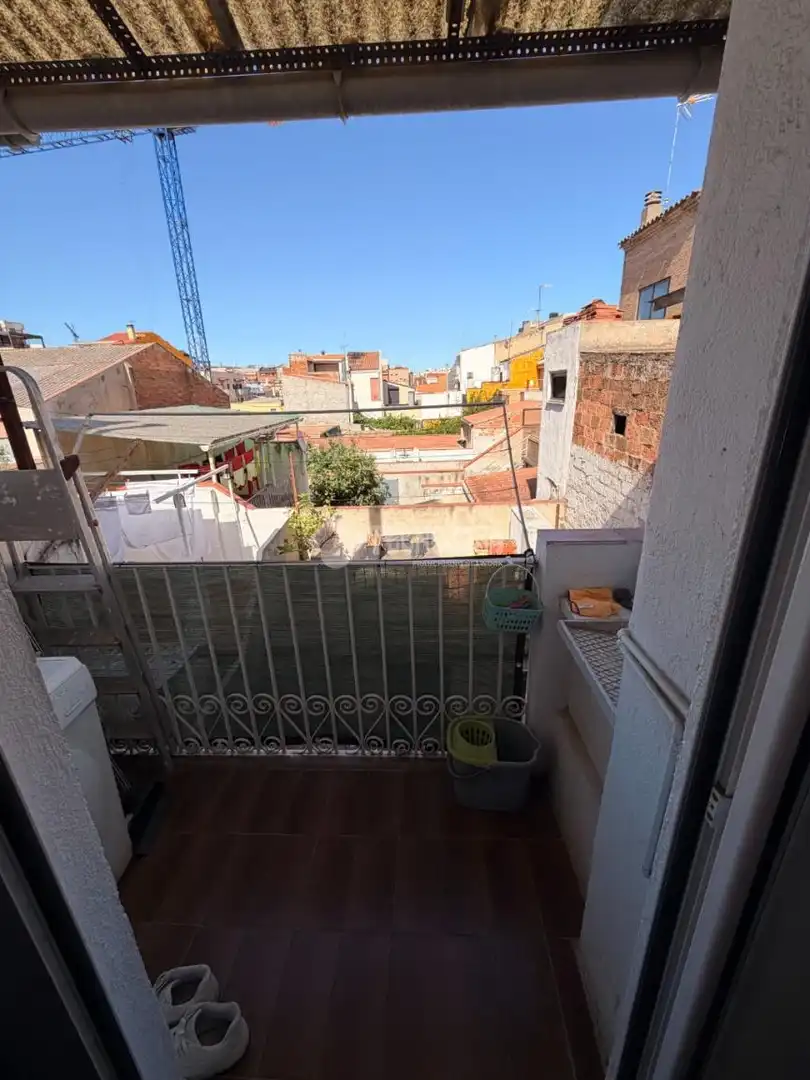 Casa bifamiliare con terrazza in vendita a Centre - Sant Oleguer, imagen 7