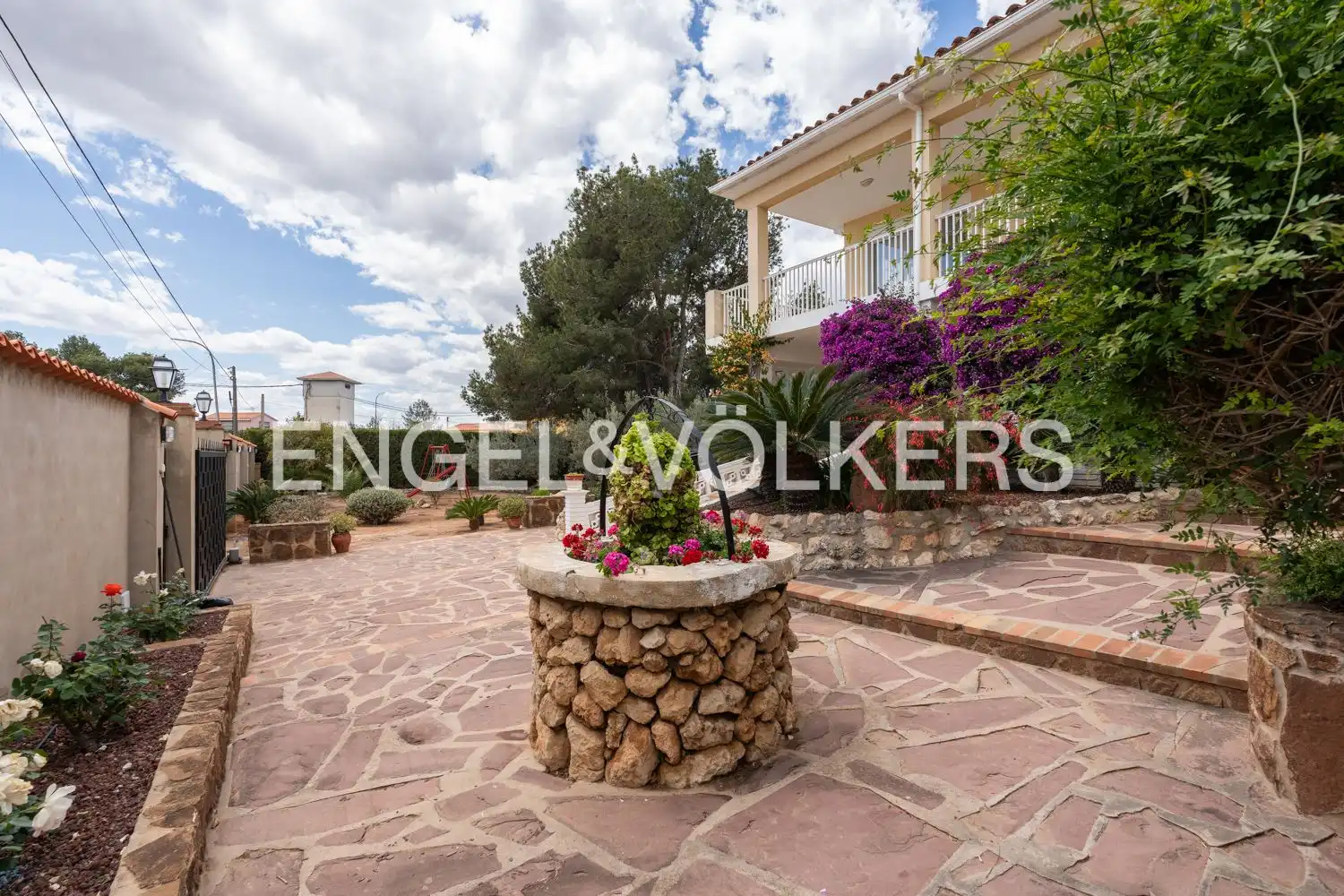 Vista exterior de Casa o chalet en venta en Alfarb con Calefacción, Jardín privado y Parquet
