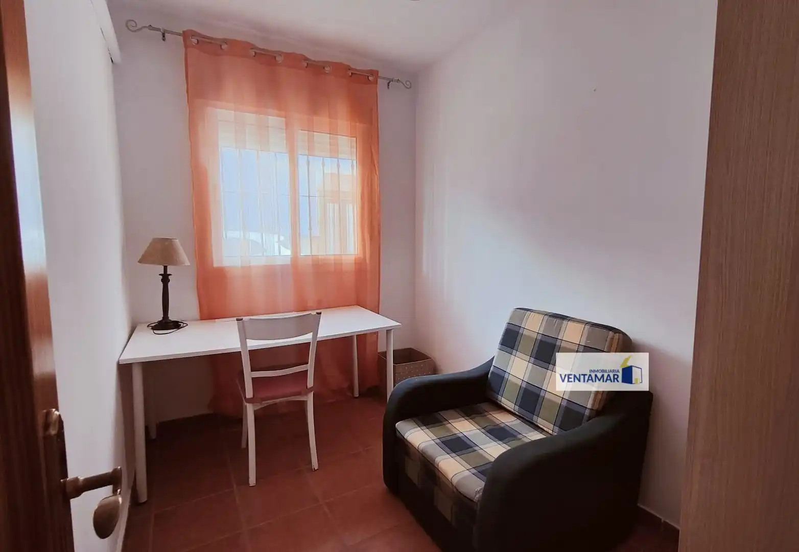 Schlafzimmer von Erdgeschoss zum Verkauf in San Roque mit Klimaanlage und Möbliert