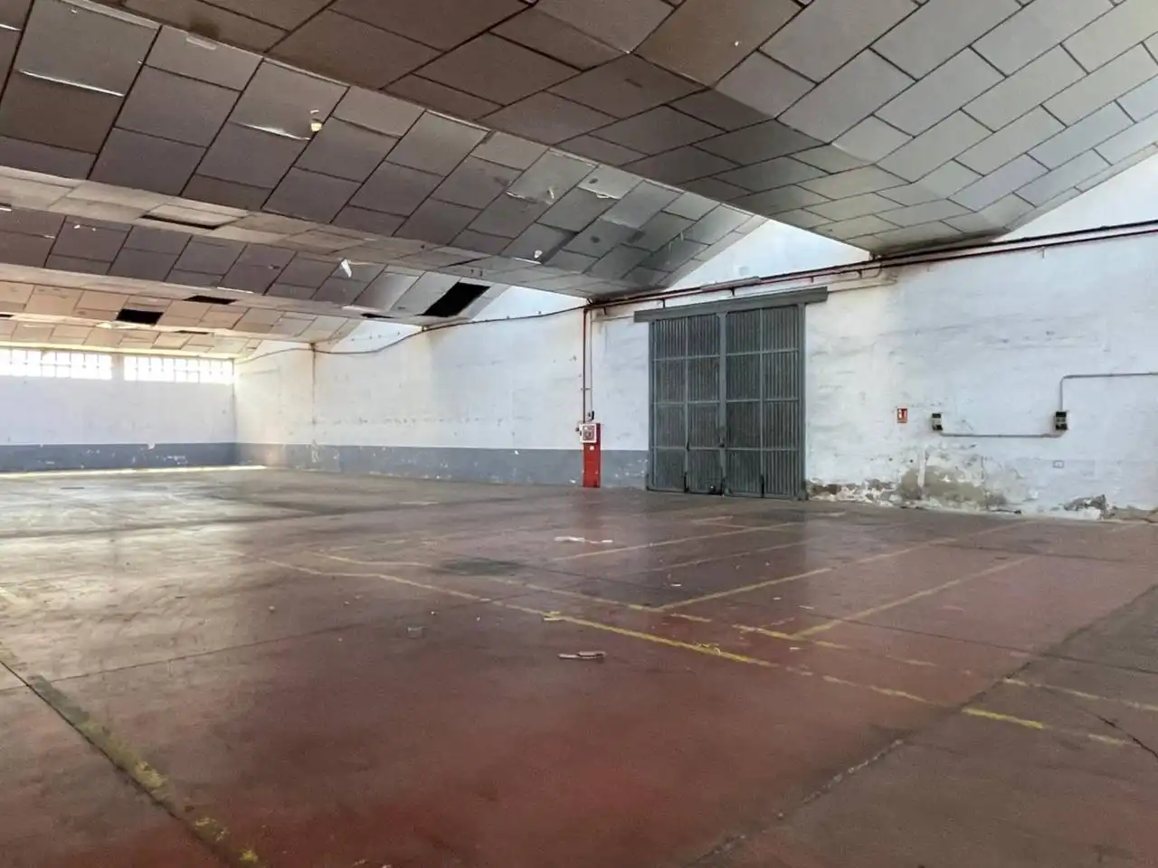 Nave industrial de alquiler en Montmeló