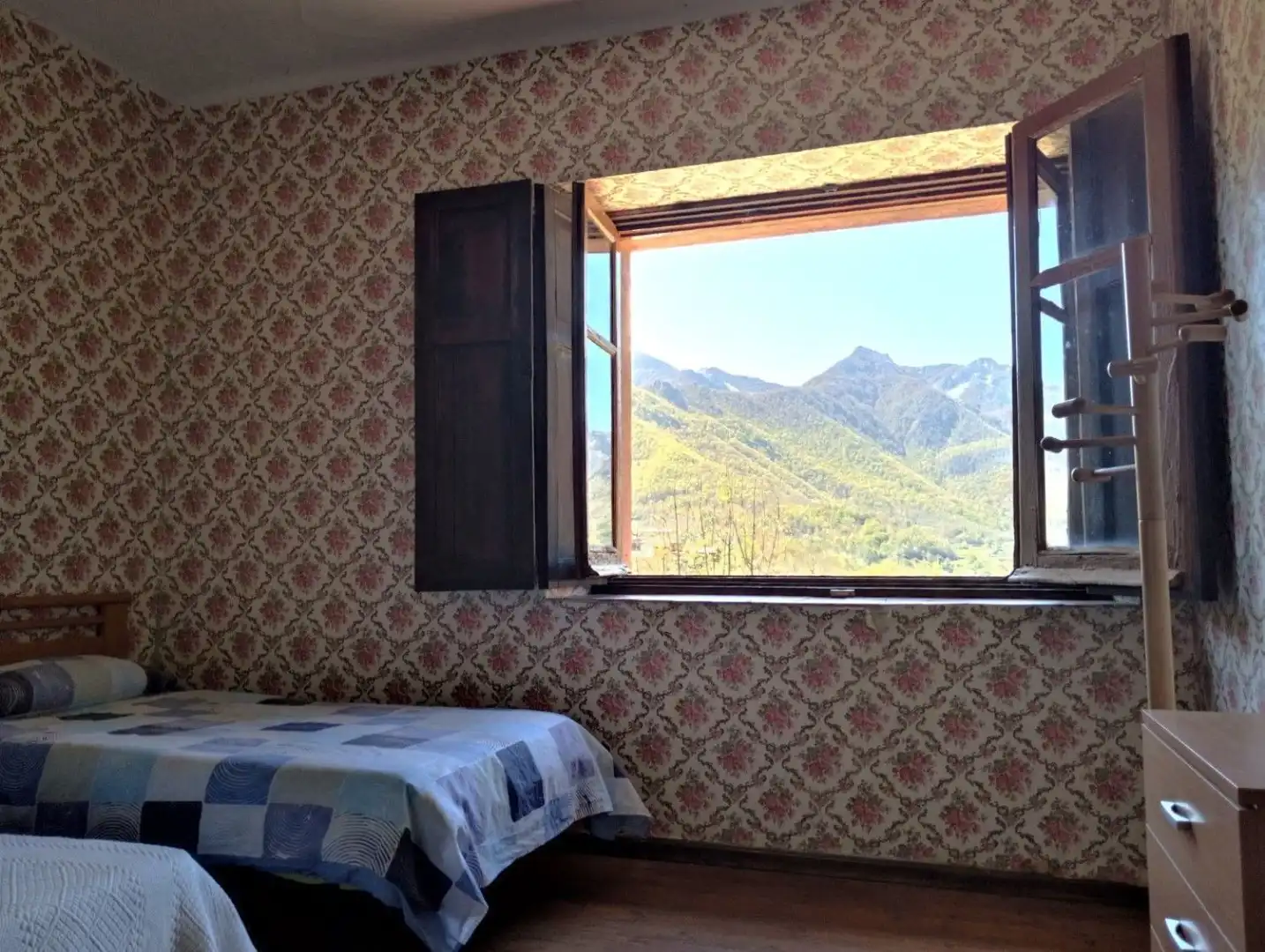 Habitación de Dúplex en venta en Oseja de Sajambre con Jardín privado, Parquet y Terraza