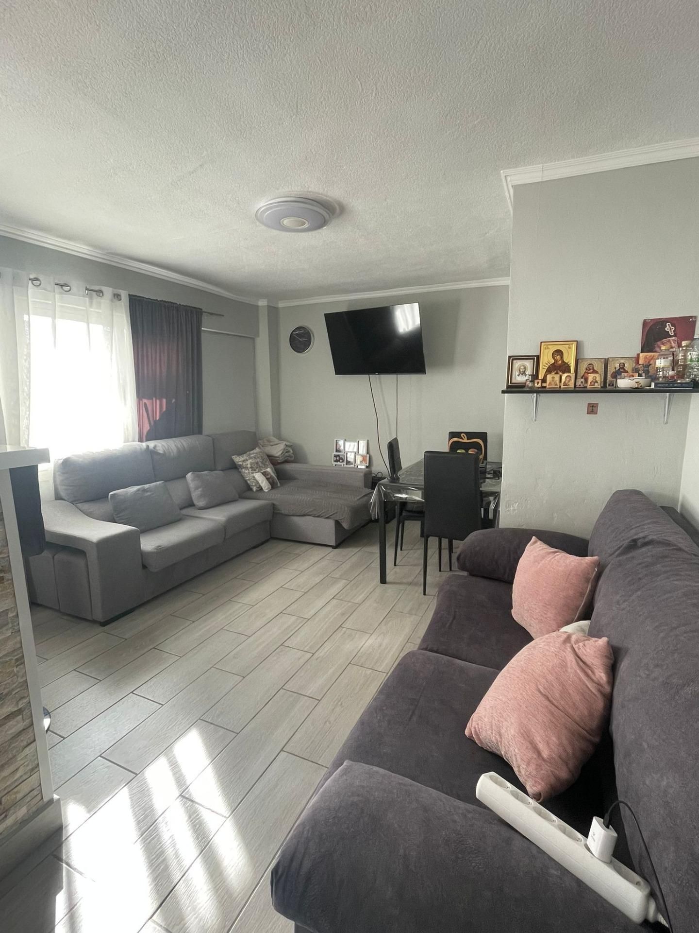 Sala d'estar de Apartament en venda en Alicante / Alacant