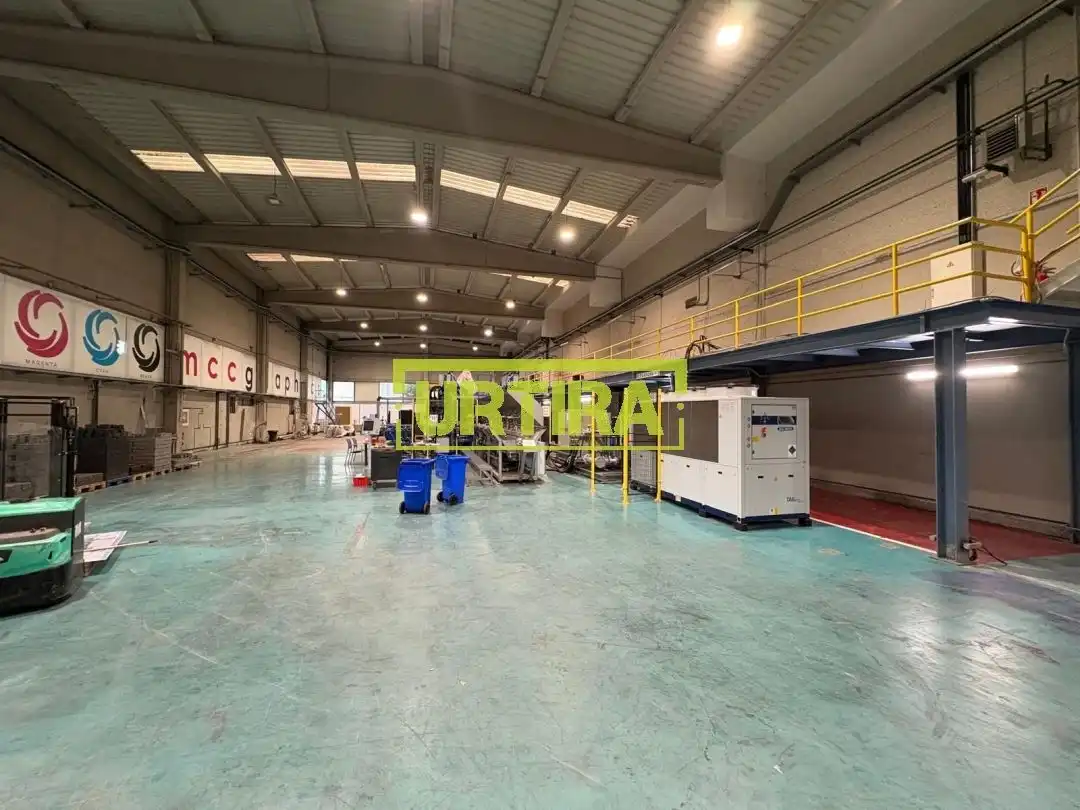 Nave industrial en venta en Errenteria