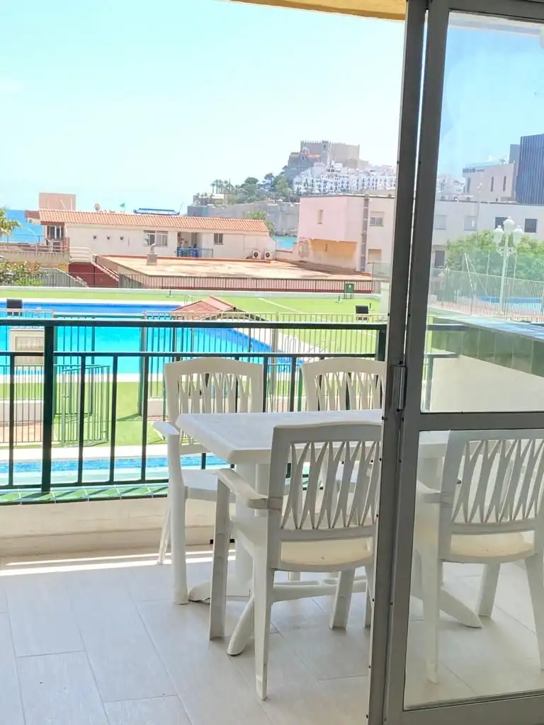 Apartamento con piscina en alquiler en Playa Norte, imagen 2