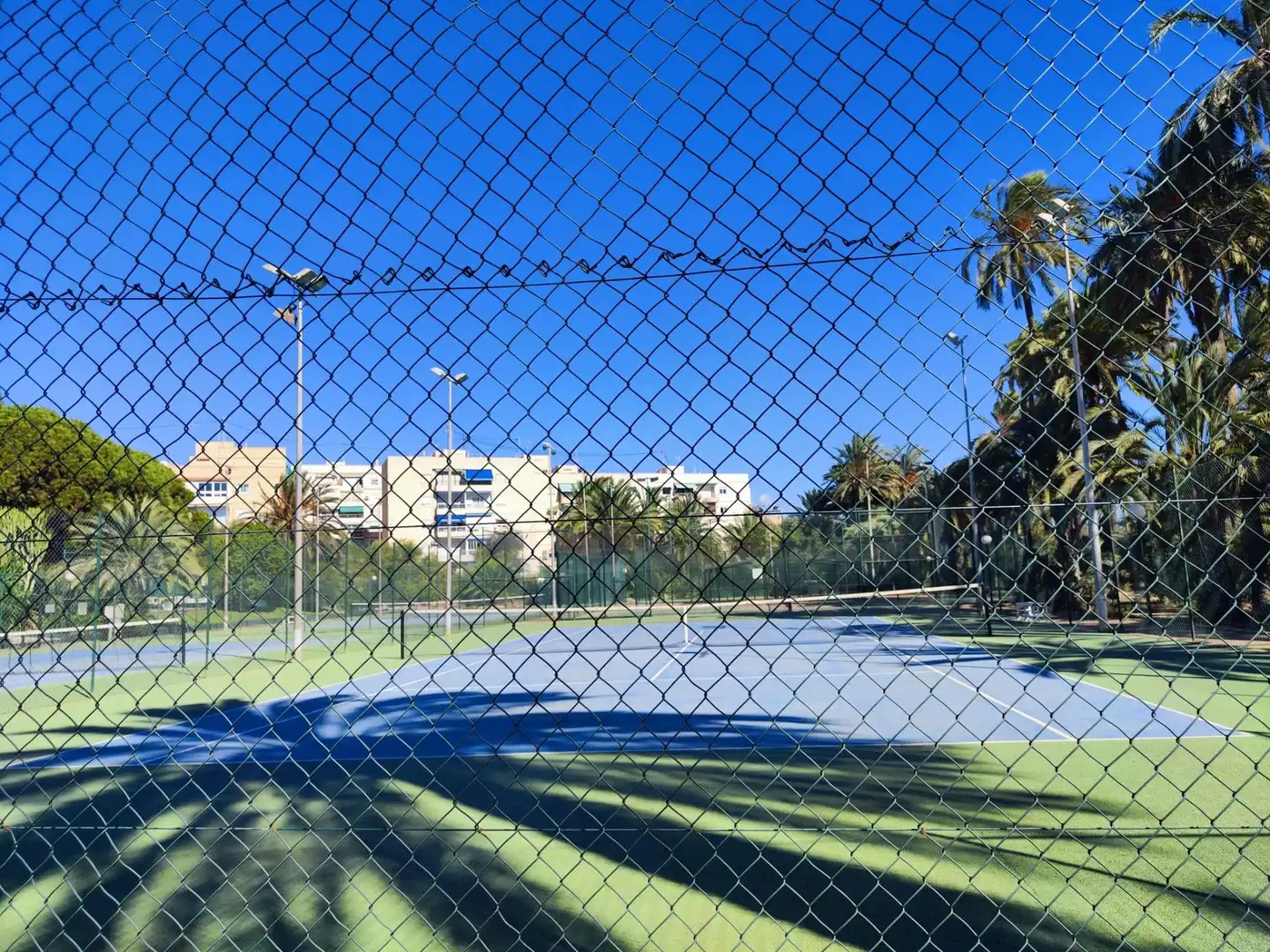 Vista exterior de Pis en venda en Alicante / Alacant amb Calefacció i Piscina comunitària