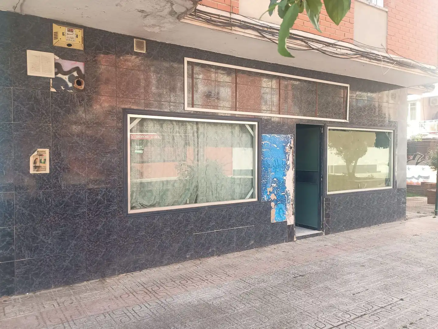 Vista exterior de Piso en venta en Parla