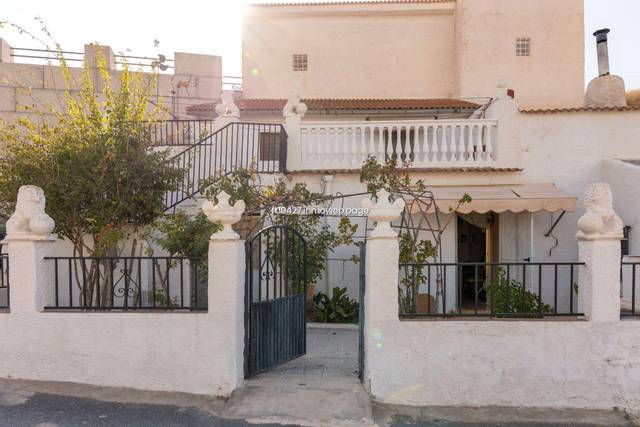 Casa-chalet en Venta en Calle las Viñas, 80 en Gor