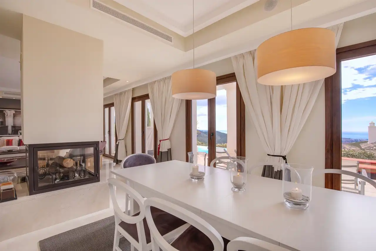 Casa con terraza en venta en Benahavís pueblo, imagen 11