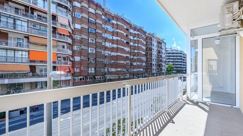 PISO RECIÉN REFORMADO CON GRAN BALCÓN EN LA DRETA DE L EIXAMPLE, imatge 4