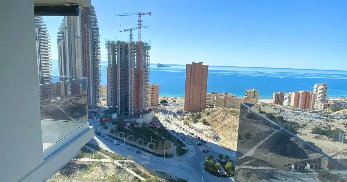 Apartment with pool for sale in Playa de Poniente, imagen 3