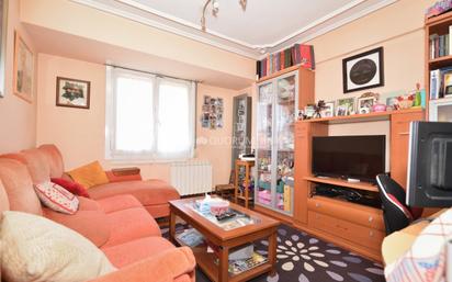 Living room of Flat for sale in Basauri 