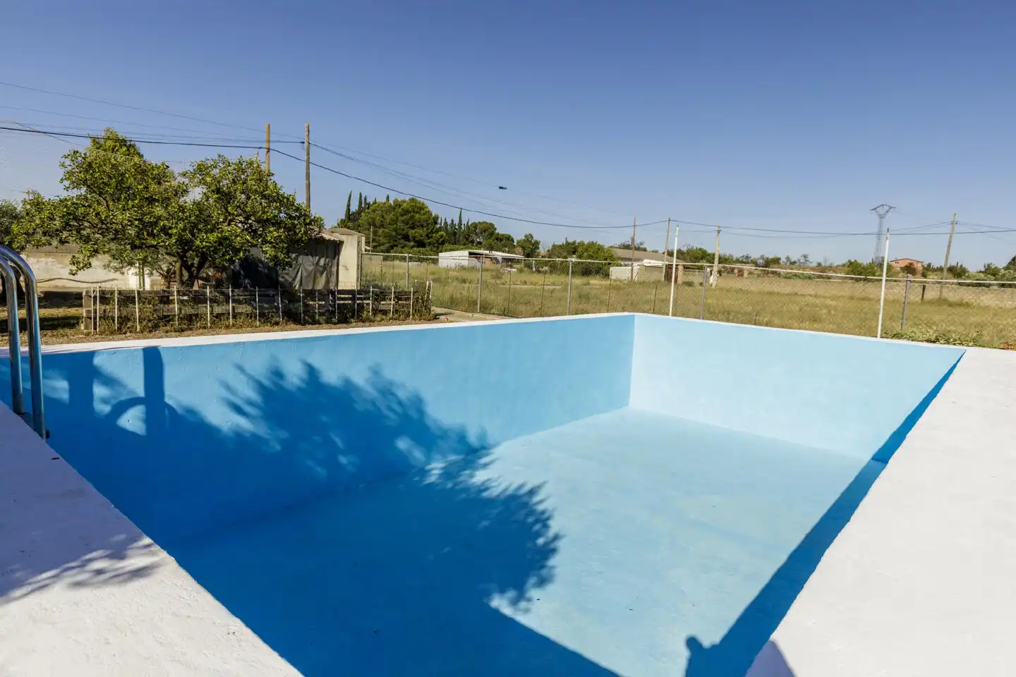 Piscina de Casa o xalet en venda en Zaragoza