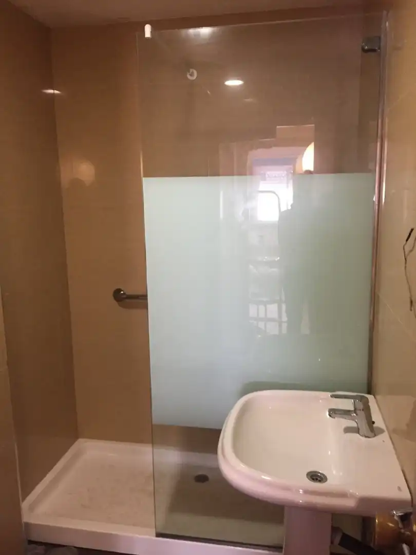 Badezimmer von Wohnung zur Miete in Valencia mit Terrasse, Möbliert und Balkon