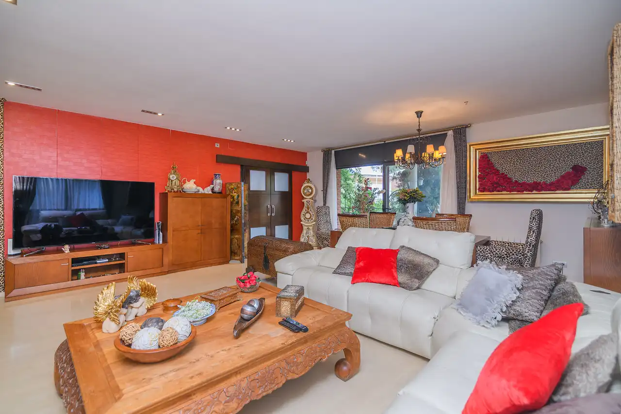 Sala de estar de Casa o chalet de alquiler en Begues con Aire acondicionado, Calefacción y Jardín privado