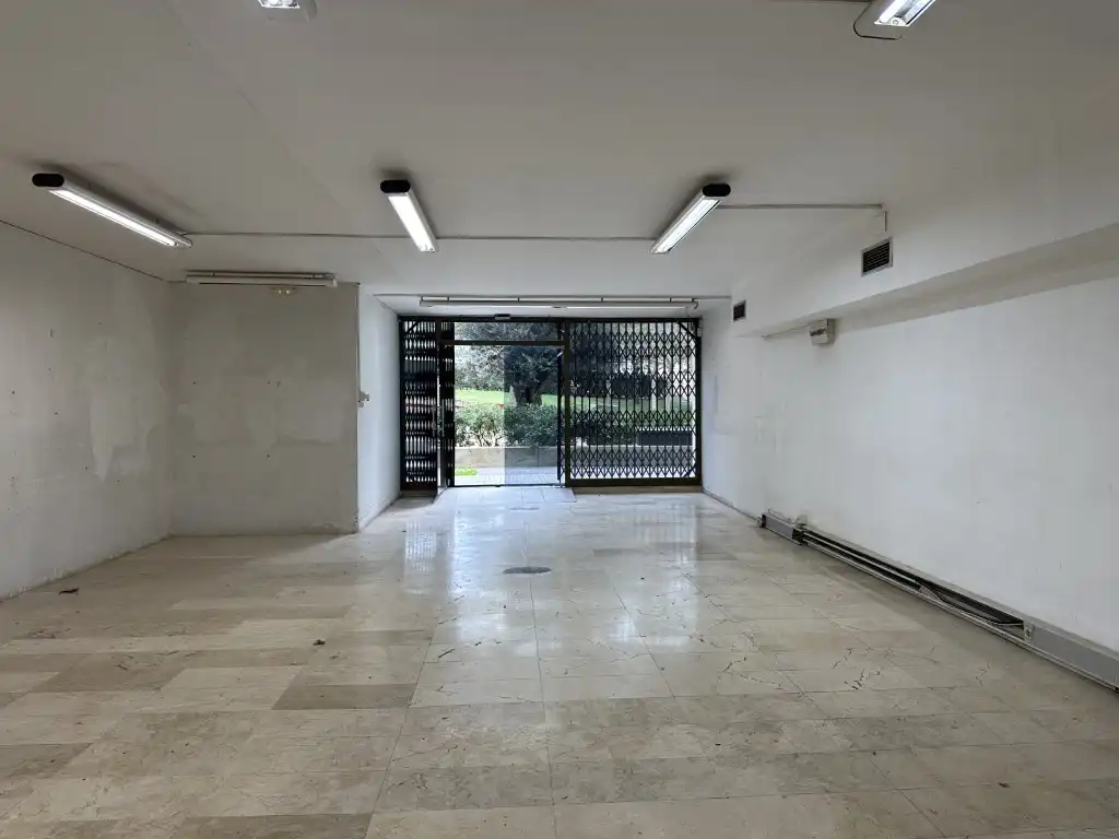 Local commercial à vendre à Avenida Cornella, imagen 2