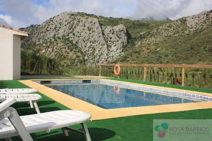 Piscina de Edifici en venda en Ronda amb Piscina comunitària