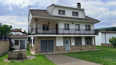 Foto 2 de Casa o xalet en venda a Calle Baldureo, Soto y Amío, León
