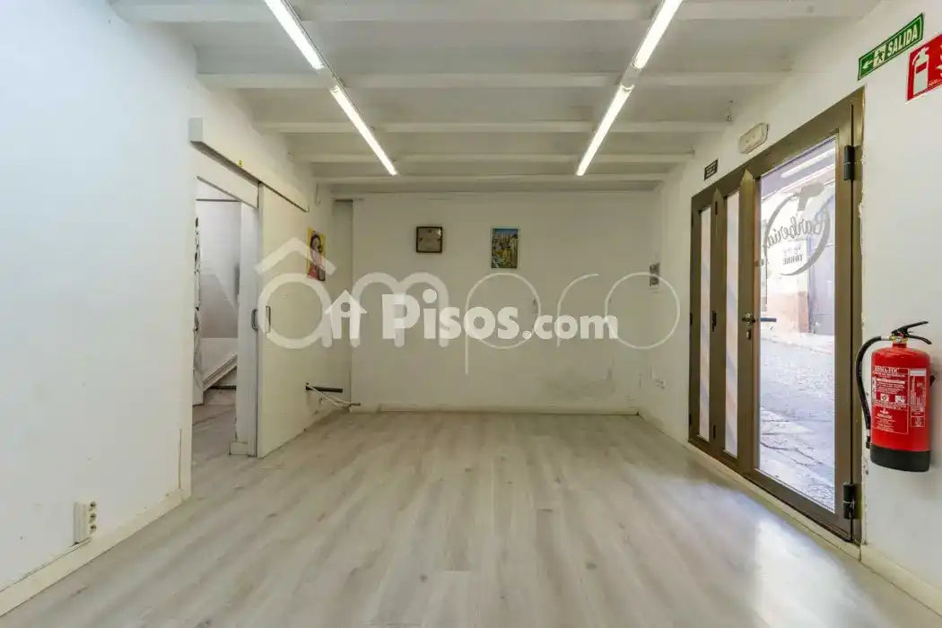 Commercial properties for rent in Centre