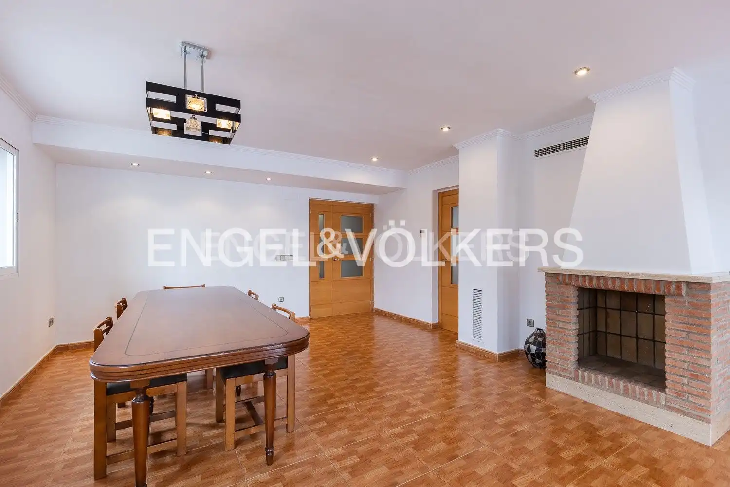 Comedor de Casa o chalet en venta en Bétera con Aire acondicionado, Calefacción y Jardín privado