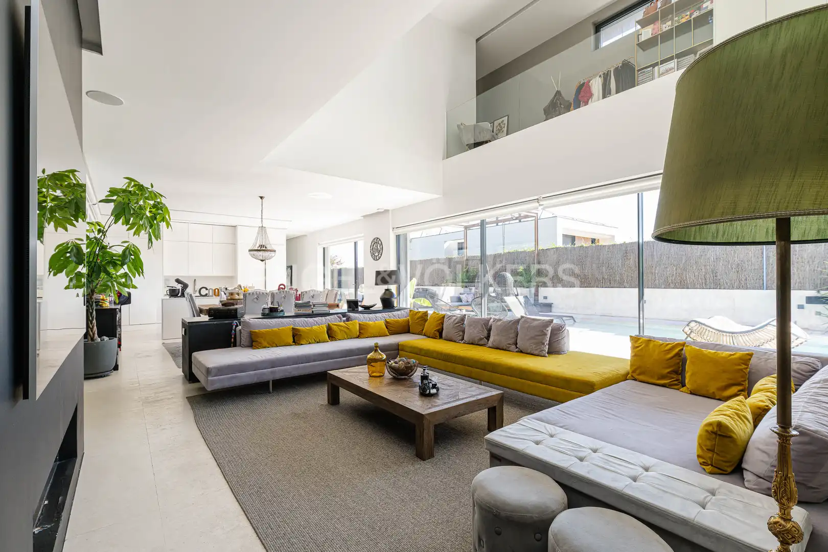 Sala d'estar de Casa o xalet de lloguer en Boadilla del Monte amb Calefacció, Jardí privat i Terrassa