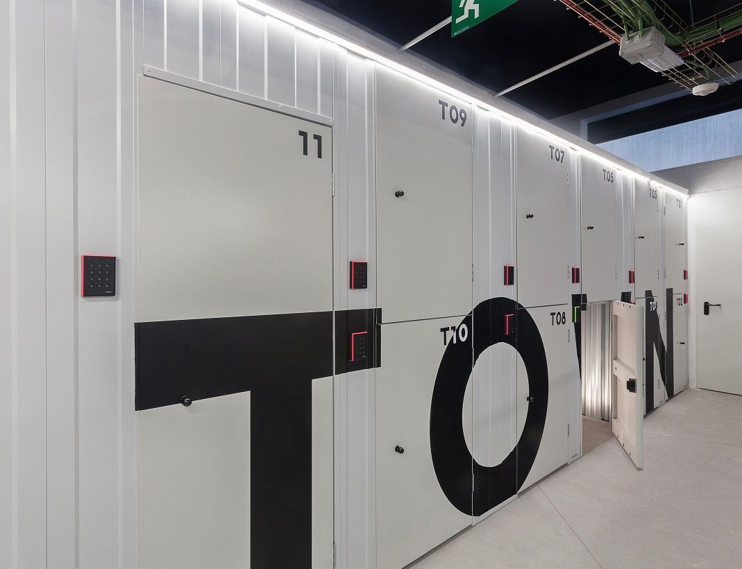 Box room to rent in  Madrid Capital