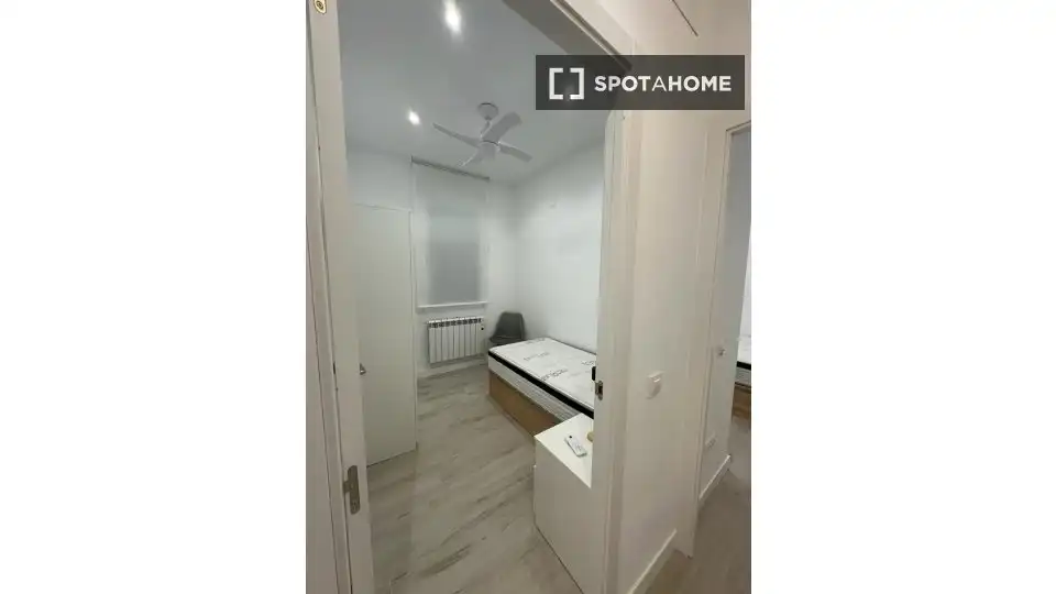 Room in Gaztambide