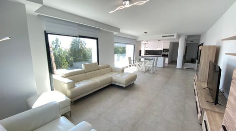 ltpgt ltstronggtTe presentamos este chalet de lujoltstronggtltbrgtUn hogar con estilo, confort y unas vistas al mar impresionantes, image 5